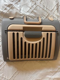 Catt Carrier