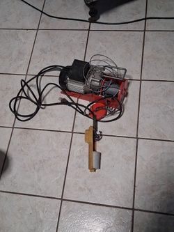 Electric Hoist Winch with Cable and Remote
