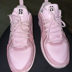 Nike Sabrina 2 Sz 7y