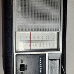 Panasonic Royaltron RF-649 AM-FM Radio 1978 NO Battery Cover