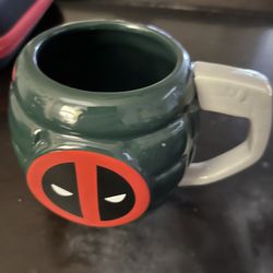 Marvel Deadpool hand Gernade Cup