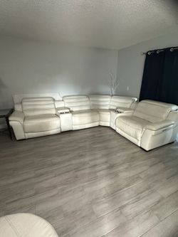 City Furniture Leather Power Reclining Sectional – 3 Recliners