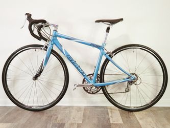 Giant Ocr3 Compact Road Bike Giant OCR Compact Road Bike 24-Speed