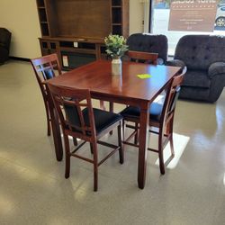 Dinnete Sets 