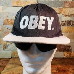 Obey Hat • SnapBack  • Black/Silver Contrast Embroidered Logo Hat • 

Cap-4
