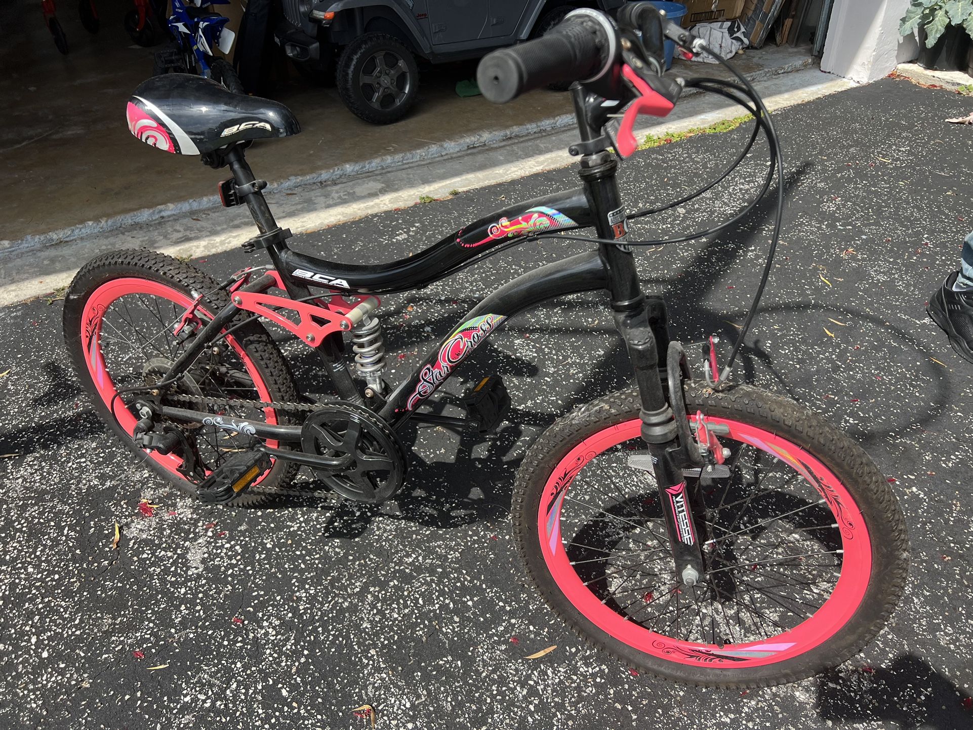 Girls Bicycle ( Bike ) $45 OBO 
