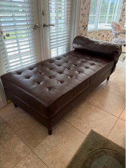 FREE Brown Tufted Chaise Lounge / Daybed – Must Go Today