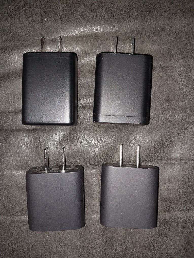 4 Phone Charging Blocks