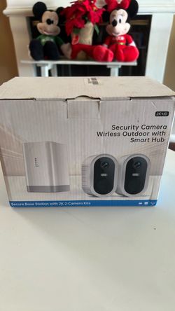 Security camera wireless outdoor with smart hub