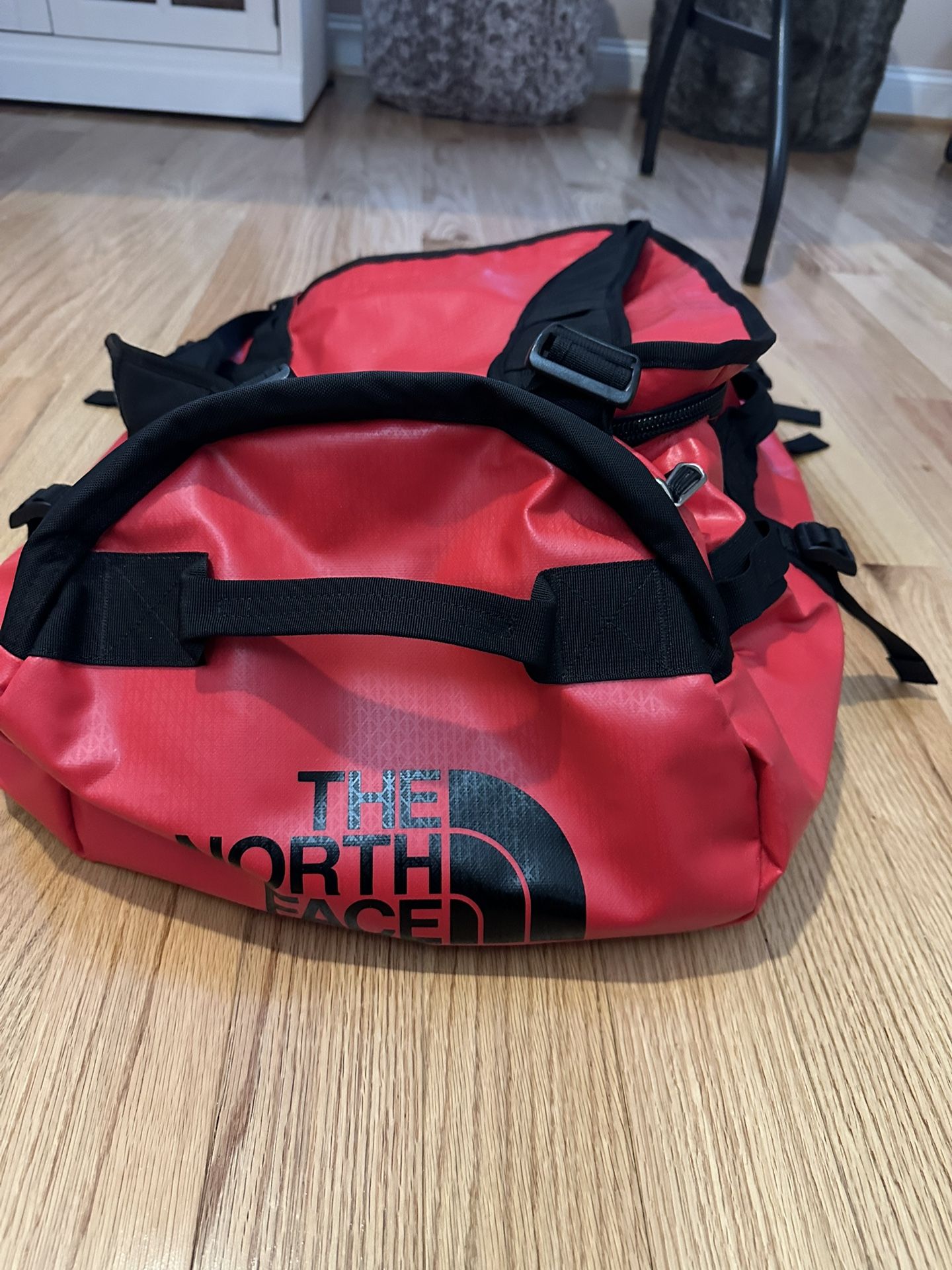 The North Face Base Camp Duffel 35 L w/ Storage Bag New No Tags