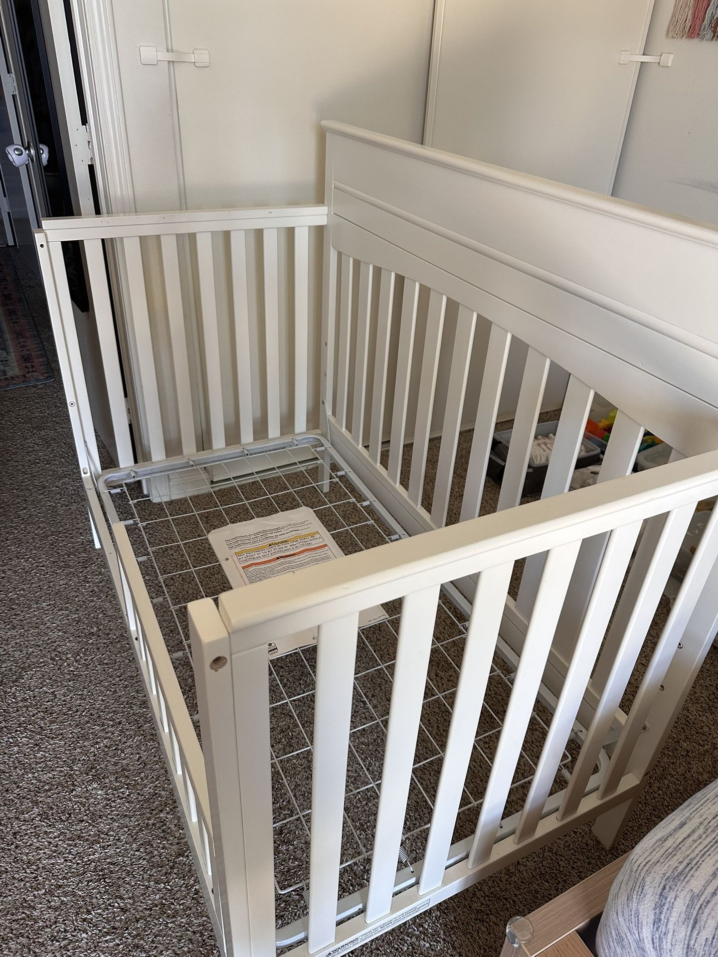 Crib & mattress