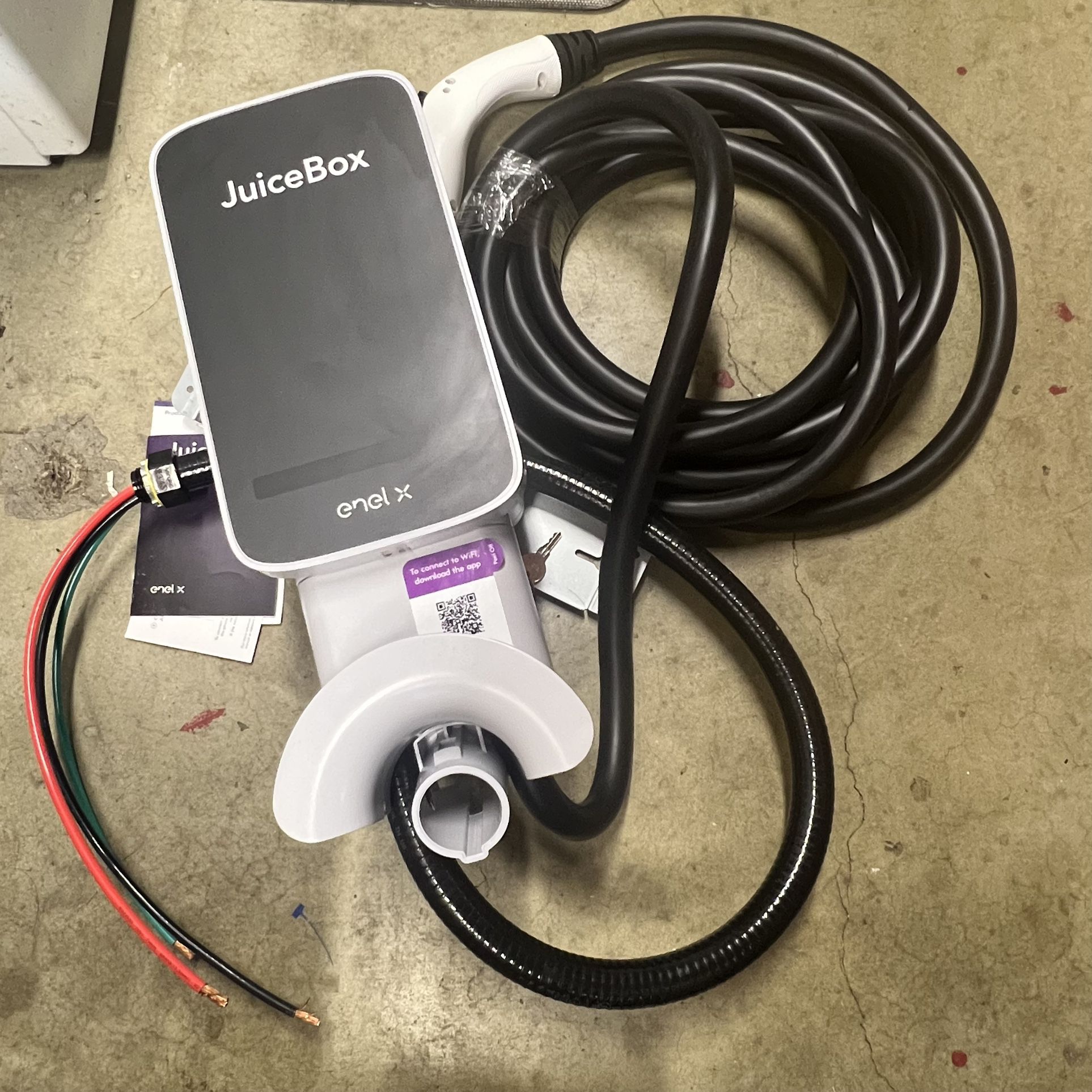 JuiceBox 48 Smart Electric Vehicle (EV) Charging Station with WiFi 48 amp  Level EVSE, 25-Foot Cable, UL  Energy Star Certified, Indoor/Outdoor for  Sale in Rancho Cucamonga, CA OfferUp