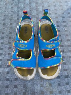KEEN Unisex-Child Knotch River Open Toe Sandals Big Kid Size 3 Water Shoes