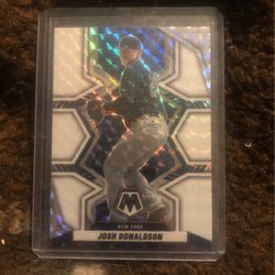 2022 Panini Mosaic Baseball Josh Donaldson White Prizm Parallel 11/25! Gem Mint Condition!