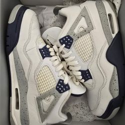 Jordan 4 Midnight Navy Size 8