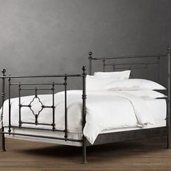 Restoration Hardware Full Size Bed