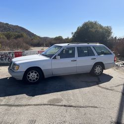 1995 Mercedes-Benz E-Class • E 320 Wagon 4D