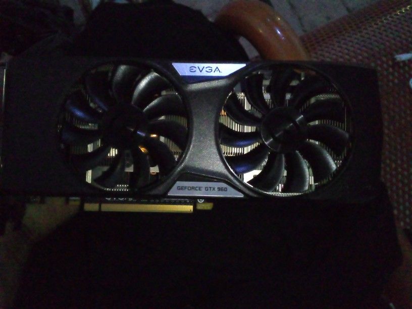 EVGA GeForce GTX 960 2GB GDDR5 Graphics Card 02G-P4-2966-KR