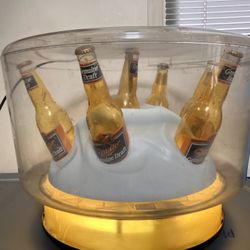 MGD Snow Blowing Blizzard Light 
