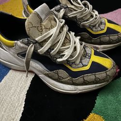 Gucci Sneakers
