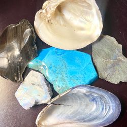 Natural Turquoise, Obsidian, rainbow moonstone, lot Of Raw stones/Gems/ Rocks, Natural Turquoise, Obsidian, Labrodite, Opal, Mother Of Pearl Shells