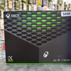 Xbox Series X - Gaming Console Bundle - 1TB SSD Black Xbox