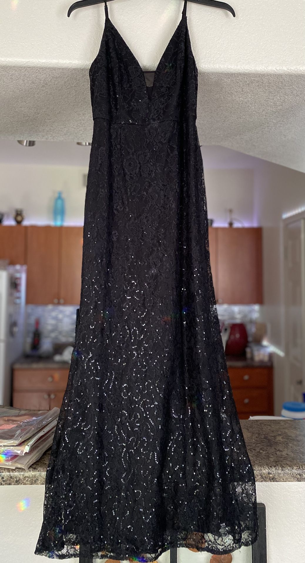 Dress $15 size 10 Elegant Floor Length Lace & Sequin Shell