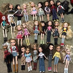 Big Bratz Dolls MGA 2001 LOT Dolls + Clothes Shoes Accessories ! 25 Dolls 1  Head for Sale in Alhambra, CA - OfferUp