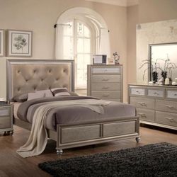 New 4pcs Queen Bedroomset