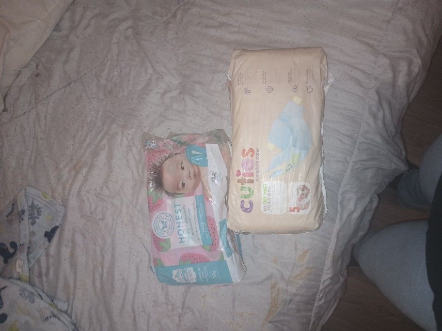 Size 1 Diapers 