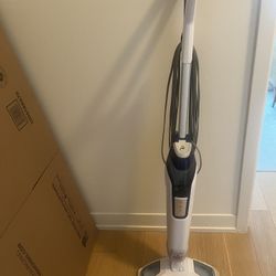 Bisell Deluxe Steam mop - Cleaning