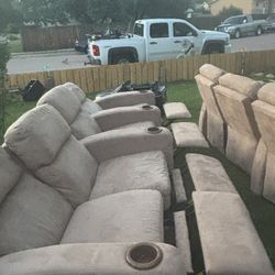 Yeah La-Z-Boy Home Theater Seating Group