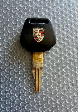 Porsche Key