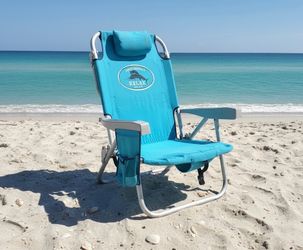 Tommy Bahama Aluminum Folding Beach Camping Chair! Good Condition Except Pocket Zippers are broken