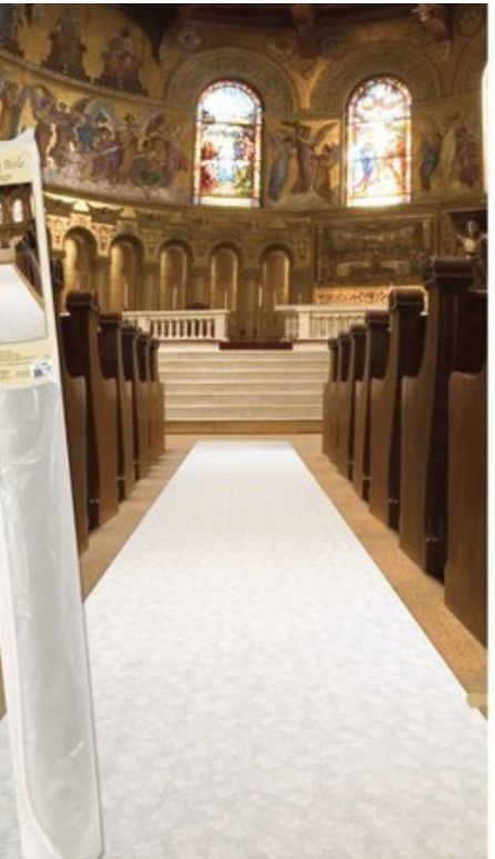 Elite Collection Aisle Runner Brand: The Beistle Company Model: 532726 Color: White Dimension: 9.4 X 7.1 X 4.3 inches. Additional Detail: Factory Seal
