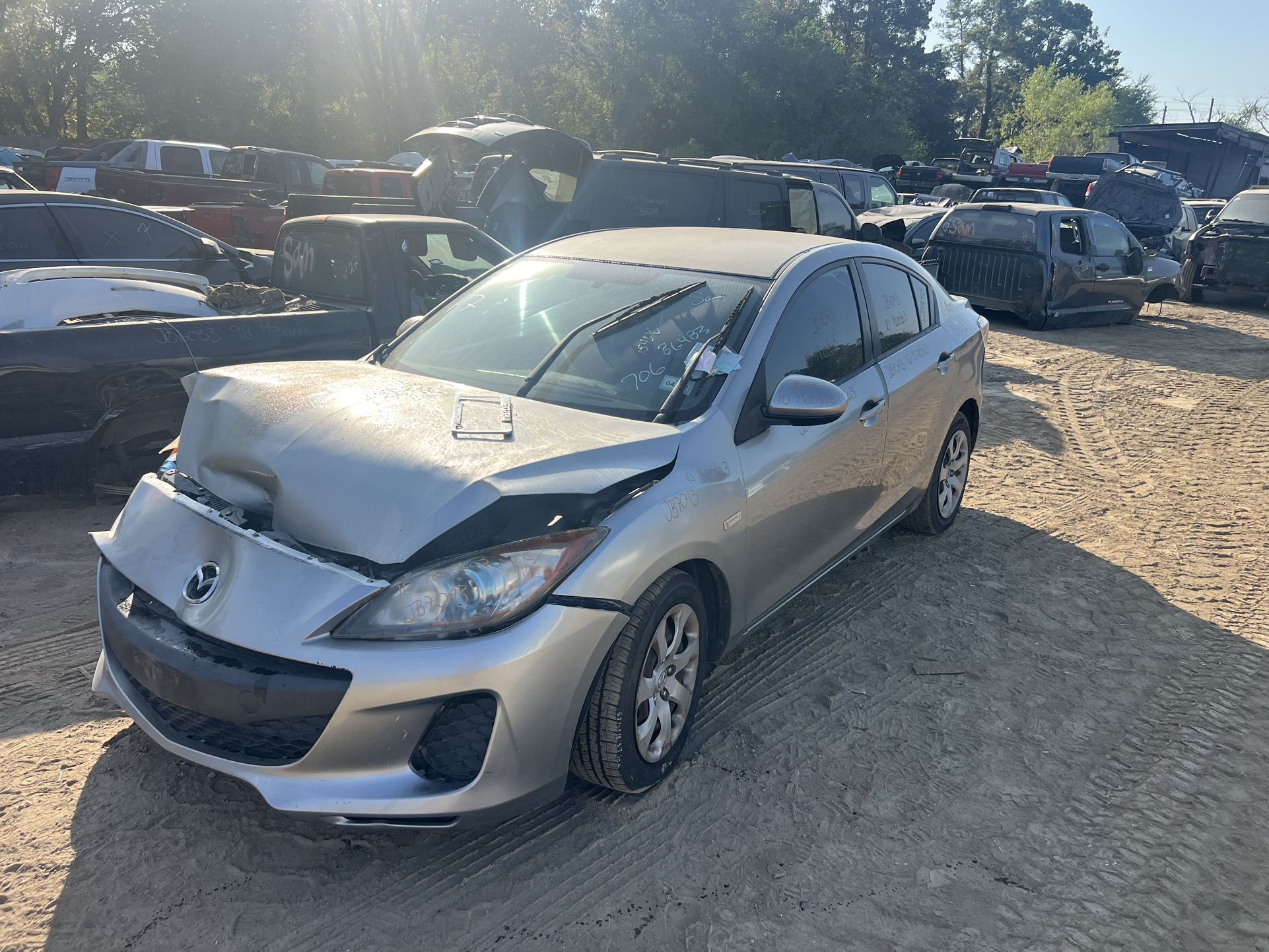 PARTS AVAILABLE 2011 MAZDA3 WE SELL PARTS ONLY 