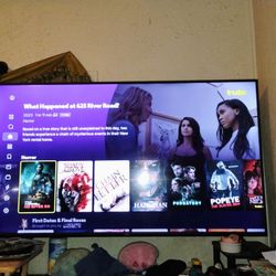 70" Smart Roku TV 