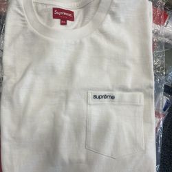 Supreme Pocket Tee for Sale in The Bronx, New York - OfferUp