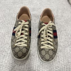 Gucci Shoes 