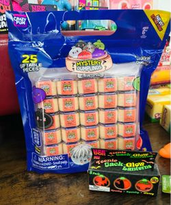 Mystery Dumplings Chrome Edition 25-Pack plus tennis Jack glow lanterns
