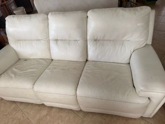 Sofa (leather needs to be fixed)