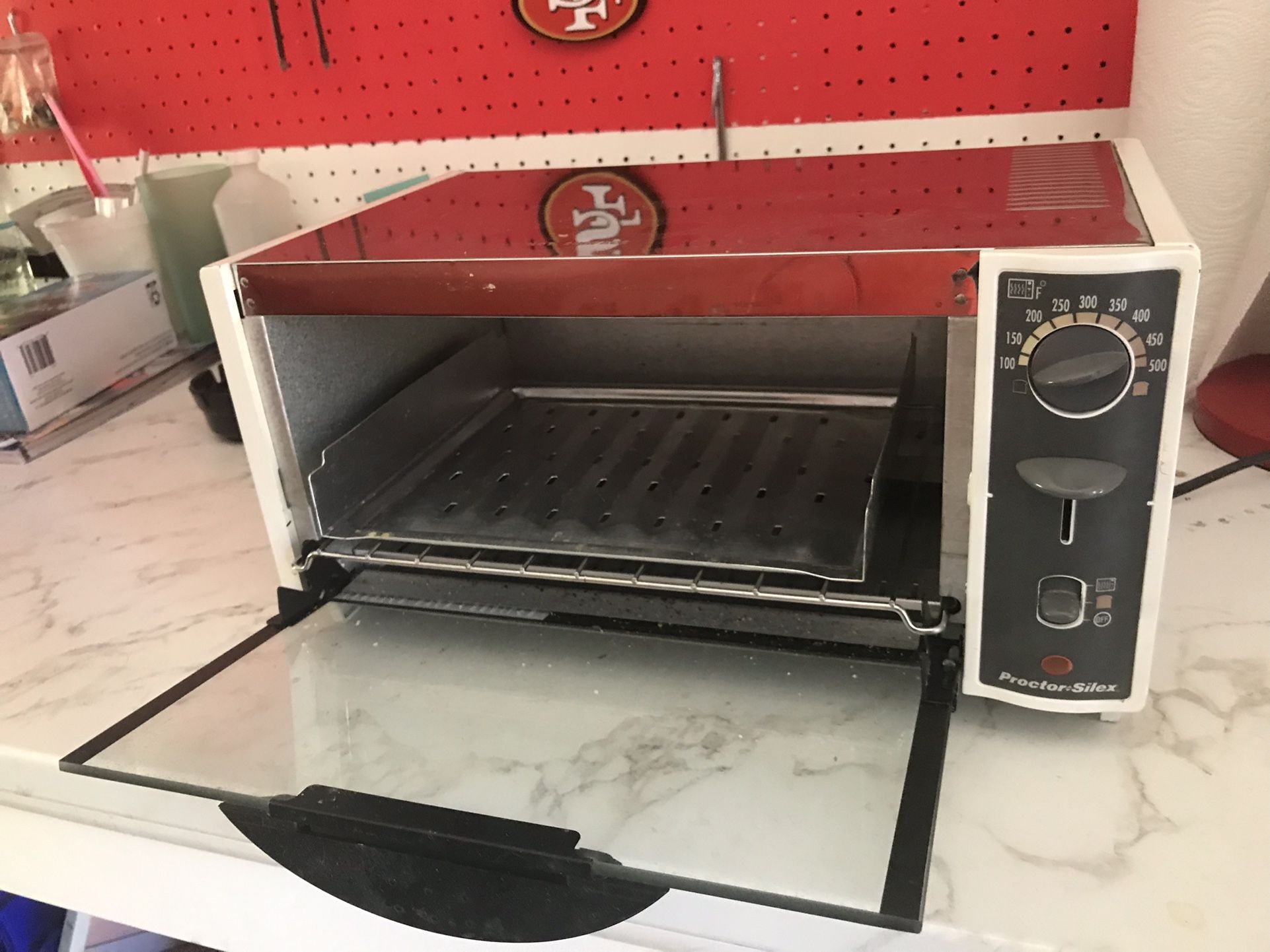 Lnew Toaster Broiler Oven Very Nice Only $20 Firm