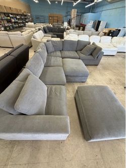 THOMASVILLE 8 piece sectional sofa