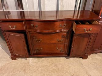 Mahogany Serpentine Buffet Sideboard with Brass Hardware