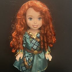 PRINCESS MERIDA 15 INCH DOLL FROM THE MOVIE BRAVE! RED HAIR AND A PRETTY MATCHING OUTFIT