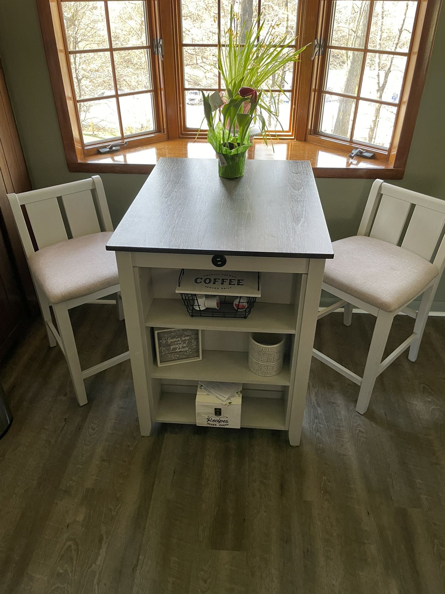 Kitchen  Table And Chairs, Hutch , Buffet Will Sell Pieces Separately 