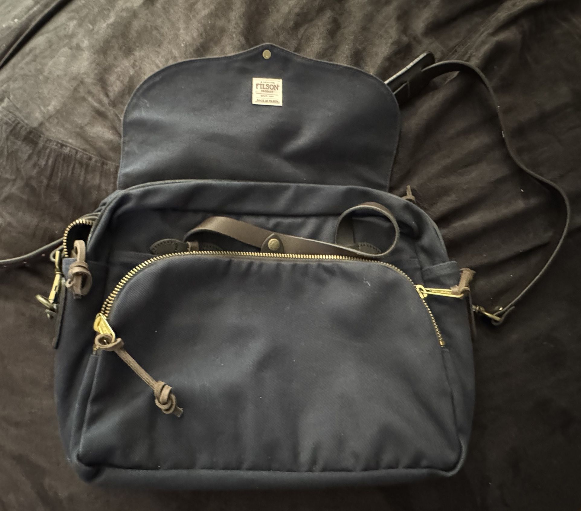 Filson Padded Computer Bag - Navy
