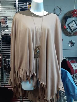 Fringe poncho (One Size)