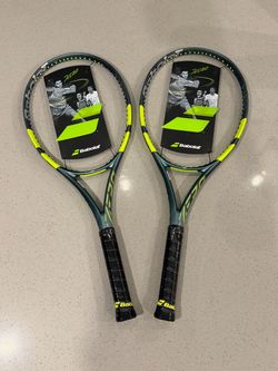 Babolat Pure Aero 2026 Gen9 Tennis Racquet - 4-3/8 Grip (2)