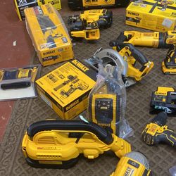 New tools, in good condition.  Prices vary, ranging from $90 to   $549 dollars.  There is a one month warranty , the money is not returned, only credi